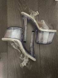 7 inch pleaser (size 7)