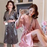 Baju tidur sutera ais saiz besar baju tidur wanita musim panas seksi renda musim bunga dan musim luruh lengan panjang bertali jubah mandi wanita jubah mandi sehelai tunggalIce silk large size nightgown women s summer sexy pajamas lace spring and autumn/*#