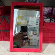 Large wooden frame glass mirror measuring 19x28cm