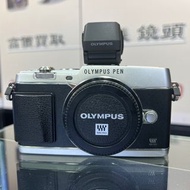 經典外型！Olympus E-P5 ( 可另購Olympus VF-4 $680 )