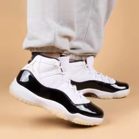 Jordan Air Jordan 11 Patent Leather Comfortable Sports Mid-Top Kidsren's Basketball Shoes Black and 