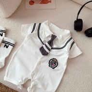 Body công tử đùi bé trai kèm cà vạt 5-11kg. Bodysuit bé trai đầy tháng thôi nôi. Stella Boutique