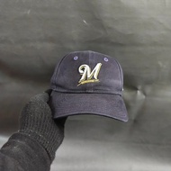 NEWOR a - Unisex Men's and Women's Fitted Cap MILWAUKEE BREWERS Black