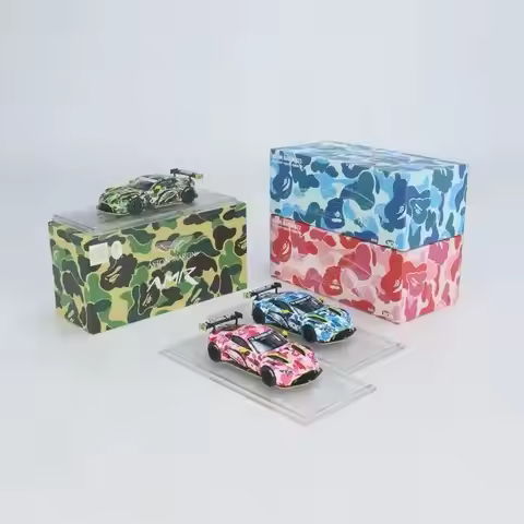 POP RACE Aston Martin GT3 Alloy Car 1:64 Small Scale Car Model Ornament Limited Edition Gift