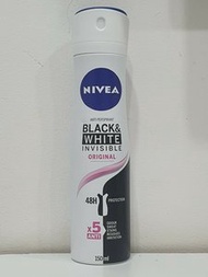妮維雅 - NIVEA WOMEN invisible Black &amp; White - 150ML,妮維雅（NIVEA）女士隱形黑色和白色原始抗菌噴霧-150ML