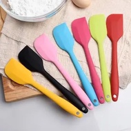 Cream mixer - dough mixer - heat resistant mixer - dough scraper