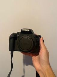 Canon 550D (95% NEW) w 2 lens