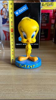 looney tunes 1999年 華納樂一通 tweety崔弟 樹脂 搖頭公仔 玩偶 附帶原盒 崔弟頭上有裂痕