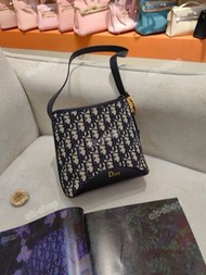 Dior 水桶包