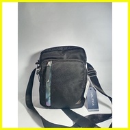 ❃ ¤ ✨ AUTHENTIC NAUTICA CROSSBODY BAG