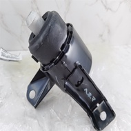 Mazda 6 Mazda 6 M6B70X80 Left Right Rear Engine Foot Rubber Gearbox Bracket Foot Pad Imported from J