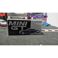 Diecast Mini GT bmw i7 Xdrive 60 Black Sapphire no 802 Seal