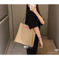 Hot Style 91122 91512 236 C5787 C6923 C8609 Town Bucket Bag Ladies Handbag Crossbody Bag Shoulder Ba