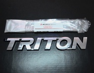 ตัวหนังสือ ชุบโครเมี่ยม TRITON LOGO โลโก้ ติดฝาท้าย ข้างกระบะท้าย ข้างประตู MITSUBISHI TRITON 2005-2019 โครมเมี่ยม มิตซูบิชิ ไทรทัน ไททัน มิตซูบิชิไททัน