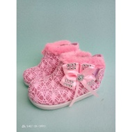 Girls' party shoes with a cit sound, ages 1-3 years