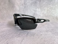 全新 運動流線polaroid偏光太陽眼鏡