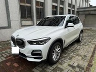 2019年 BMW X5【3.0 白色 xDrive 40i 總代理旗艦版 M版方向盤套件 無線充電盤 影音 附SAVE