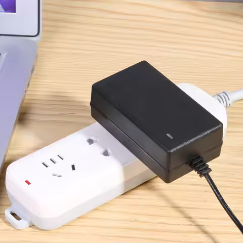 DC 21V 2A 18650 Charger DC 5.5x2.1mm Portable Charger Adapter Module Buck Stabilized Voltage Convert