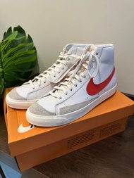 Nike BLAZER MID '77 VNTG