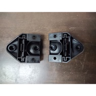 BMW E36 3 SERIES LOWER RADIATOR BRACKET