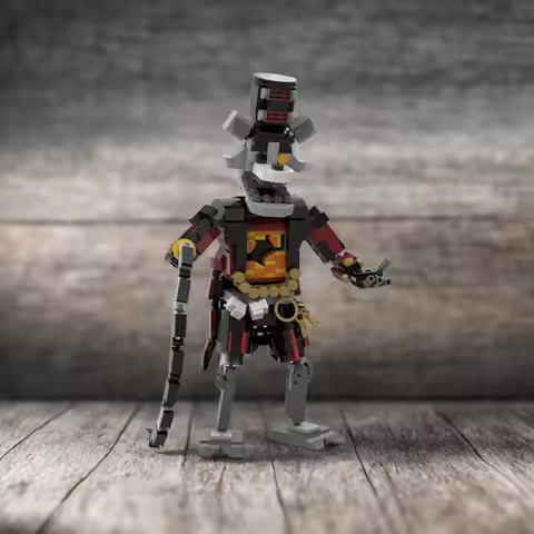 686 Pieces Model Building Blocks Set – Ringmaster Foxy – FNAF AR Animatronic Clown with Cane Christm