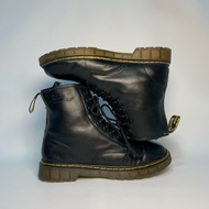 DR. MARTENS 1460 BOOTS