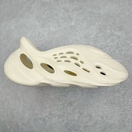 Adidas Yeezy Foam Runner 香港發售款 多尺碼可選 36-45碼 潮流洞洞鞋