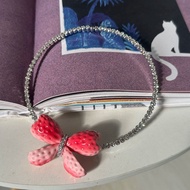 Bow Strawberry Necklace Female Niche Premium Light Luxury Necklace Exaggerated