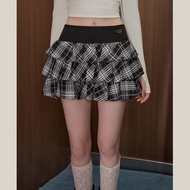 unifree | กระโปรงสั้นสไตล์ Y2K พร้อมจีบและคริสตัล