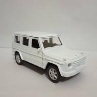 Diecast Mercedes benz G Class Welly 36 metal toy car