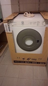 INDESIT 前置式排氣乾衣機4kg