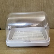 家居用品系列 - 中古防塵放奶瓶 杯子 收納盒 家用水杯 玻璃茶杯架 廚房放碗架 麵包收納盒 (29 x 24.5 x 21cm) (29/03/24 更新)