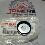 4FP-F2129-01/10-00 XTZ125 COVER, THRUST 2.( SWING ARM ) 4FP-F2129-01-00 (S1D-6)