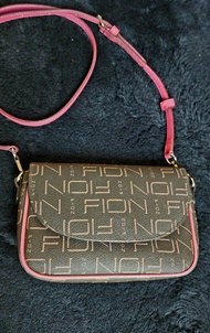 กระเป๋าสะพายแบรนด์ Fion แท้💯