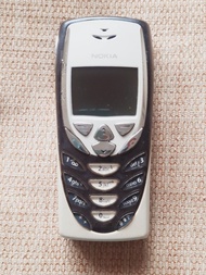 Nokia 8310 手機連機殼