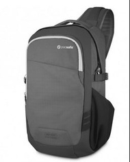 旺角尖沙咀門市 : 澳洲 Pacsafe 防盜斜背袋 Anti-Theft Crossover Bag Camsafe V16 camera slingpack