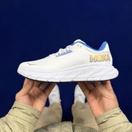 Hoka One One Arahi 7