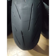 battlax s22 180/55/17 used tyre