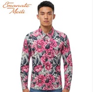 NWT 現貨 品牌 Emanate Meili專營高質素長袖恤衫上印花結合了粉紅色花朵（牡丹或類似花卉）、黑色葉片，以及帶有翅膀且戴著小皇冠的骷髏精靈（骷髏天使）。Size M (裇衫詳細尺寸資料：領