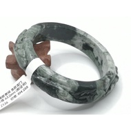 🍀 B2136 - Natural Carved Serpentine Jade Bangle 63mm (with certificate) 天然岫岩墨绿雕花 鱼跃龙门 花玉手镯 63mm (附证书
