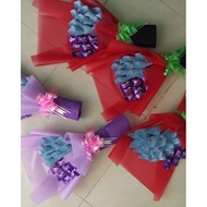 bouquet duit and coklat