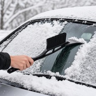 Car Snow Shovel And Ice Scraper Quickly Clears Frost Snow And Ice From Windshields And Windows P6Y0