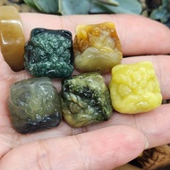 Lion Ci0228 Caixiu Jade 15.7 X 15.7 X 14.2 Heaven And Earth Hole Green Yellow Black Flower