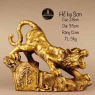 Ha Son Tiger bronze statue - Tiger statue, Tiger statue, feng shui for the year of the Tiger
