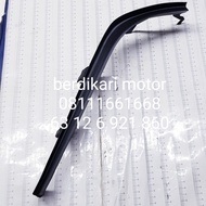 RIGHT HEADLIGHT TOP RUBBER bmw E46 NEW 63 12 6 921 860