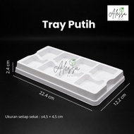8-Section Dessert Tray 4.5x4.5cm + Box BENING | Dessert & Snack Packaging I Black and White PET Mica