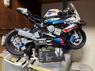 (已砌) LEGO Technic BMW M 1000 RR 摩托車