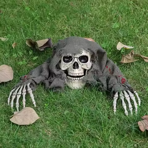 Haunted House Ornaments Skull and Ghost Head Three-piece Set Crawling Ghost Trick Simulation Skull A