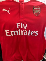 阿仙奴球衣 連章 連ozil字 Arsenal jersey