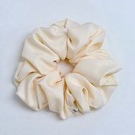 XXL Scrunchie | Buttercream  | YikiSam